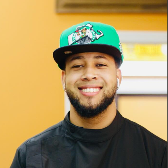 Photo of Daury, a barber at Bongos